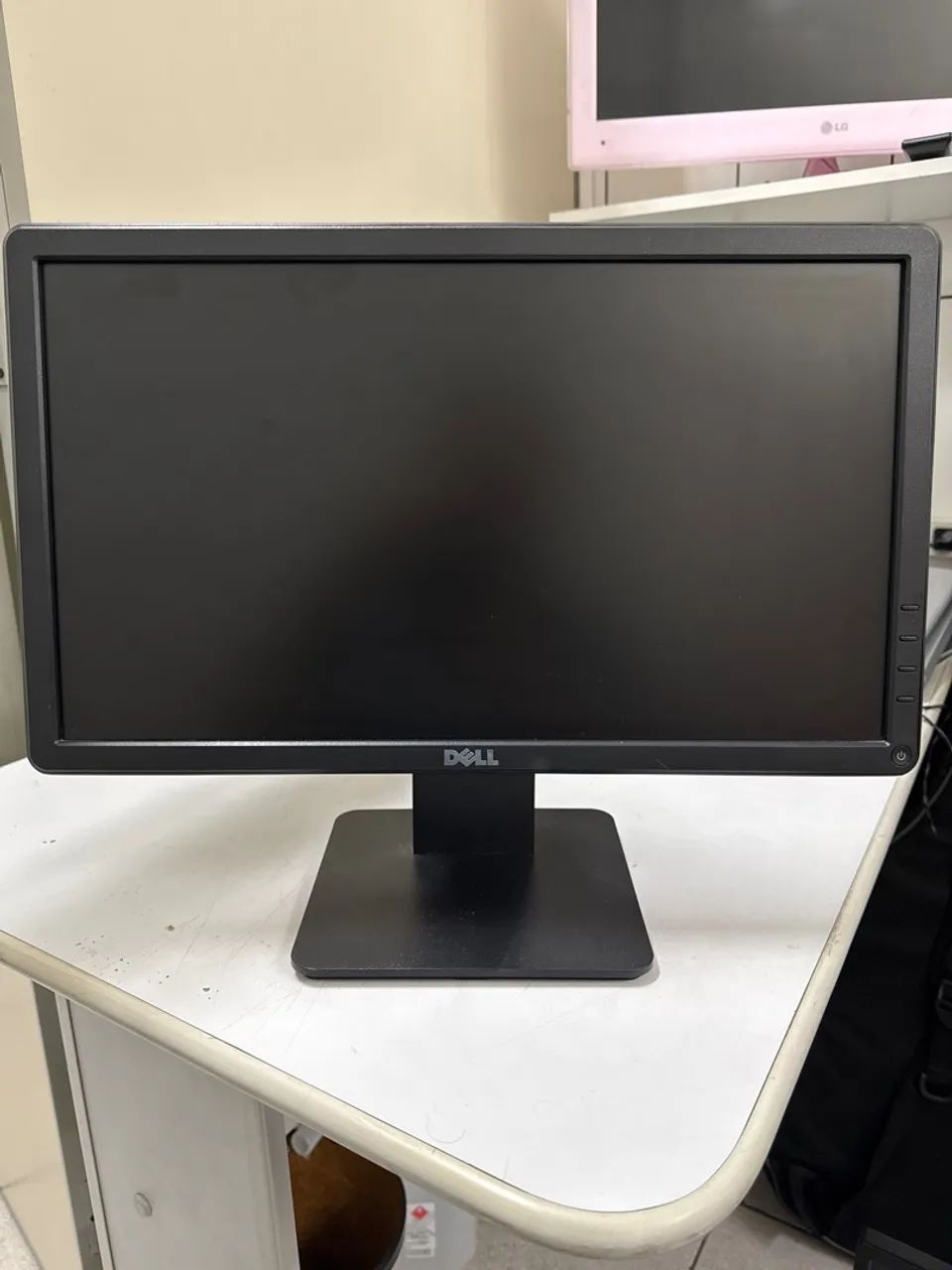 Monitor Dell Led 18,5 - Modelo: E1914hc