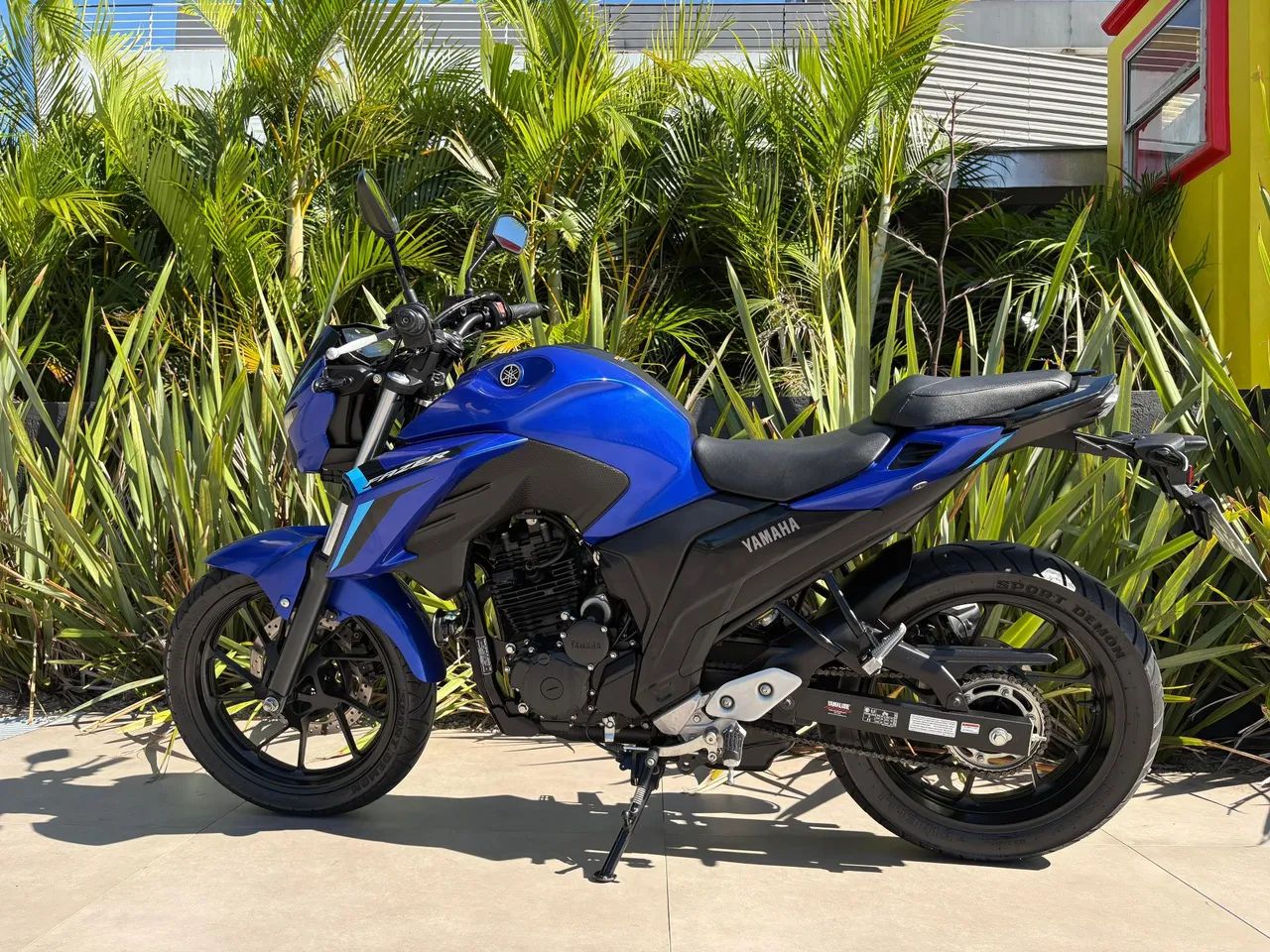 YAMAHA FZ25 2025 - Foto 3
