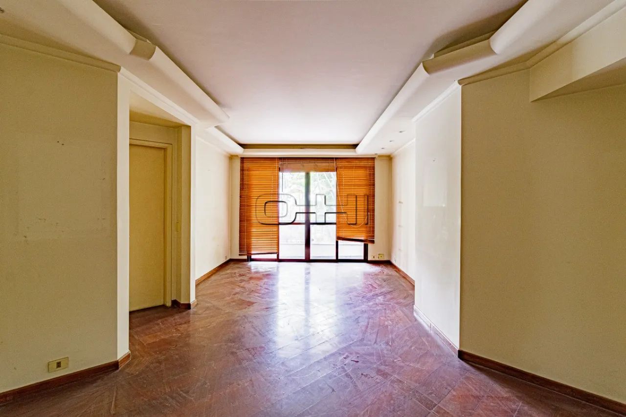 Venda · 3 dormitórios no Piazza Borghesi