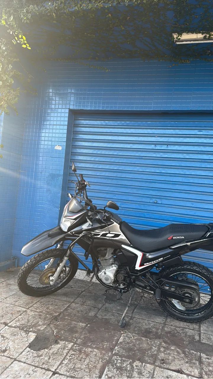 Bros 300$ - Foto 2