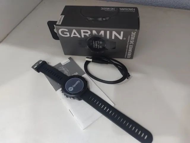 Relogio com GPS e frequencimetro Garmin Forerunner 245 Music