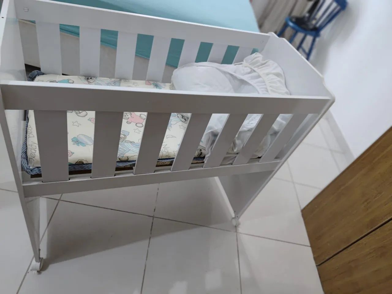 Vendo mini berço completo - Foto 2