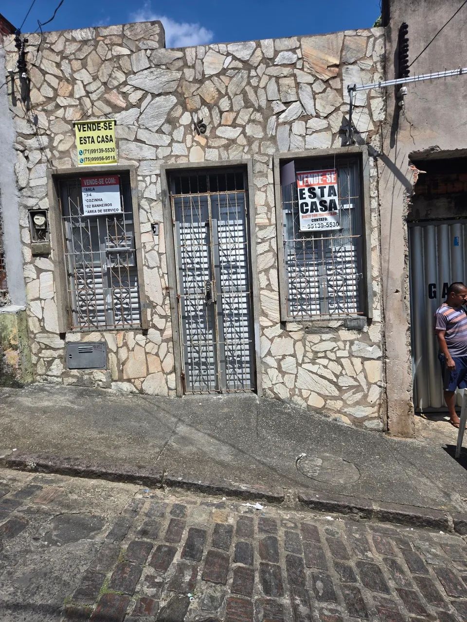 Casa á venda.