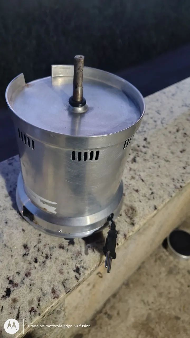 Vendo espremedor de laranja industrial  - Foto 3