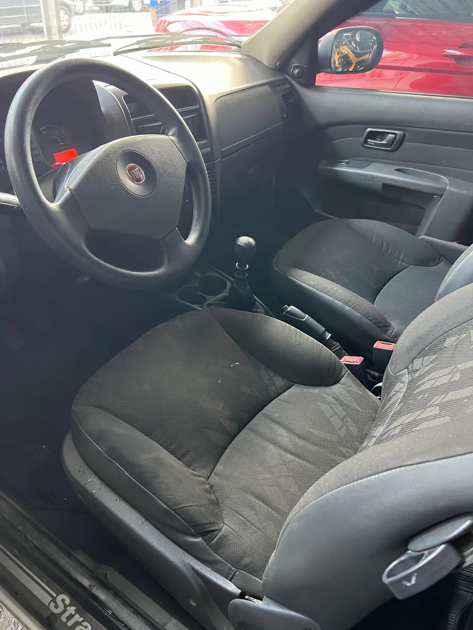 Fiat Strada Working Celeb.1.4 Fire Flex 8V CD 2012 - Foto 3