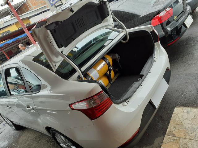 Grand Siena 2018 1.6 (Completão + Gnv) *48 x 970$ * Felipe !!!!! - Foto 6
