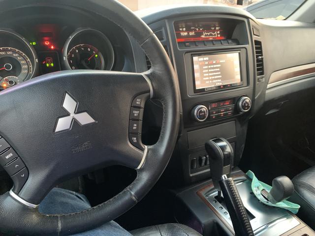 Pajero Full 2012 - 07 lugares - Foto 6