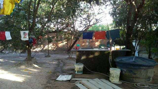 Mini sítio todo murado com casa dentro negócio em carro também - Foto 9