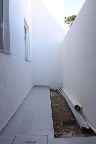 Casa com 2 dormitórios, porém com opção para 3 dorms, averbada e nova no Santa Candida - Foto 18