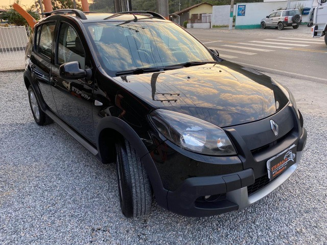 Renault Sandero Stepway 1.6 Completo 2014 - Foto 3