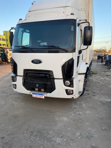 FORD CARGO 1517 TOP