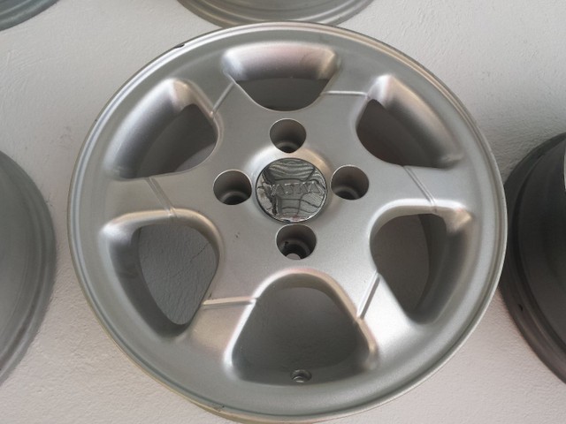 Roda aro 13 fiat turbo prata 4x98 jogo novas
