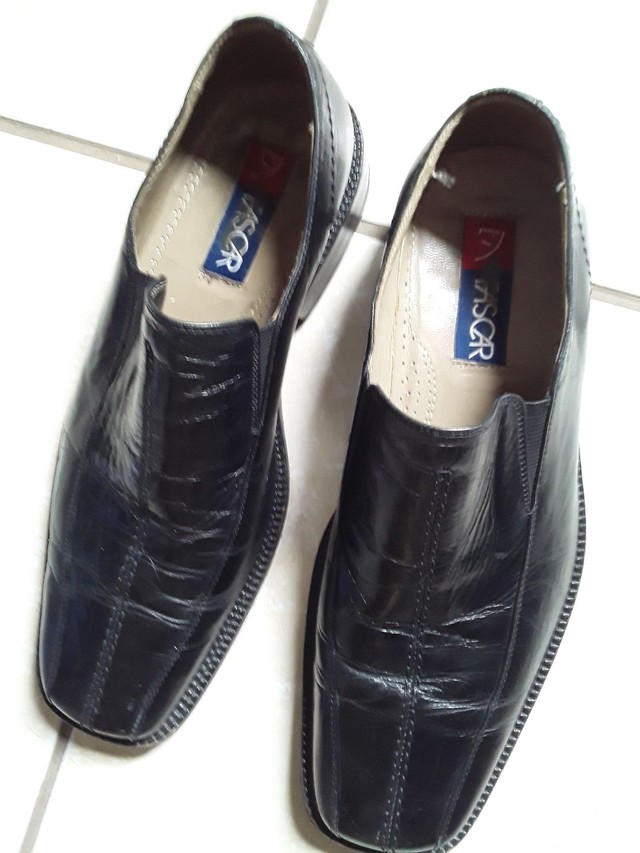 Sapato de couro FASCAR usado - Roupas e calçados - Granada, Uberlândia  1007282748 | OLX