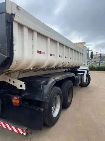 Volkswagen 24-250 ano 2012 caçamba basculante - Foto 7