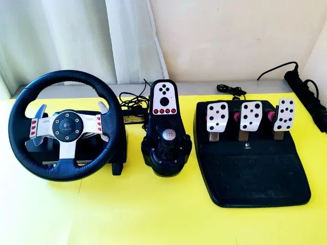 Volante Logitech G27, Com Pedais E Câmbio, Garantia E Nf