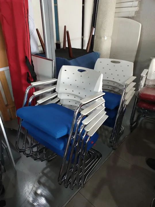 Cadeiras de Escritório Fixas Cavaletti  - Foto 2
