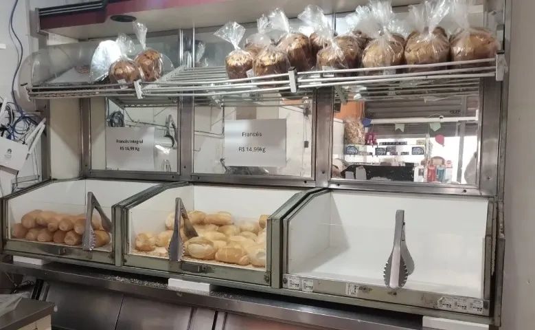 Check-out (caixa) e Vasca expositora de pães  - Foto 2
