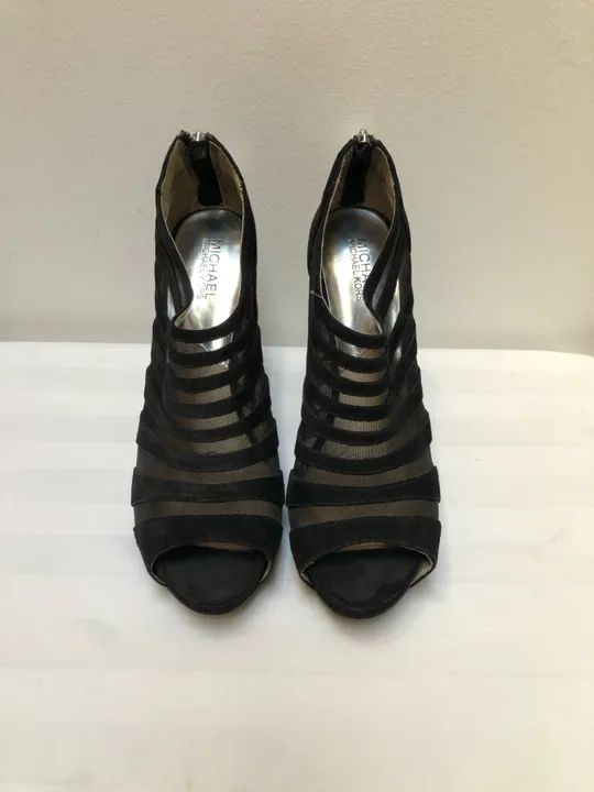 Sandália Michael Kors preta 38/39 - Foto 2