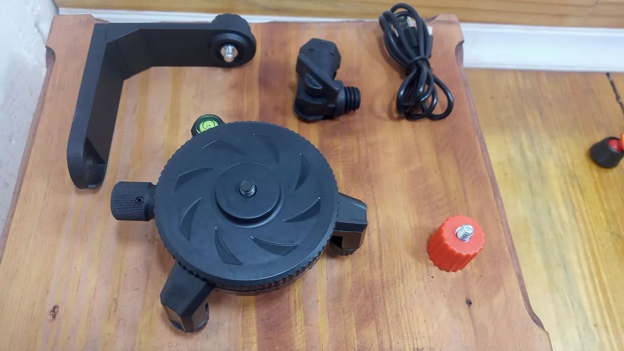 Nível laser 2 linhas completo, entrego  - Foto 4