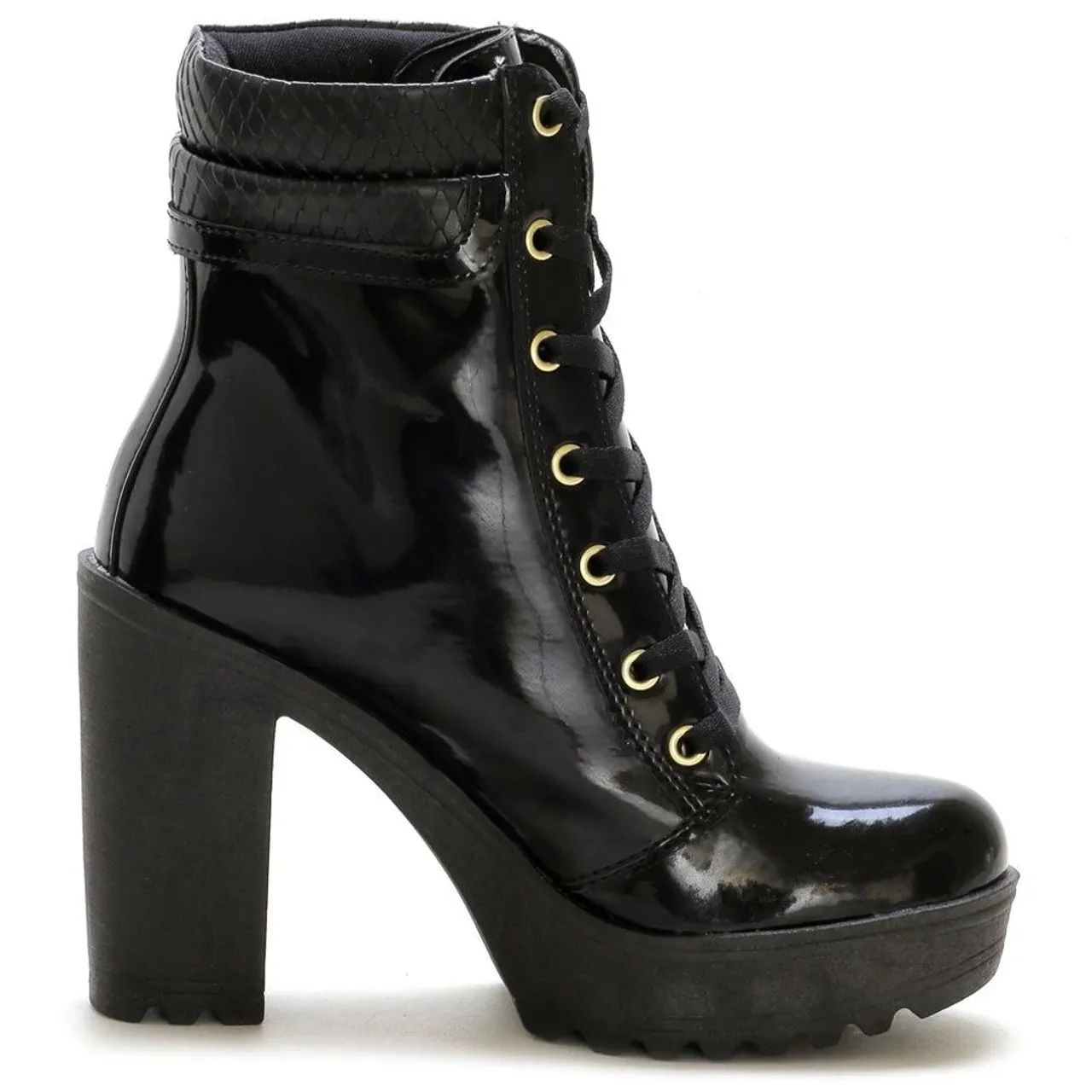 Bota coturno