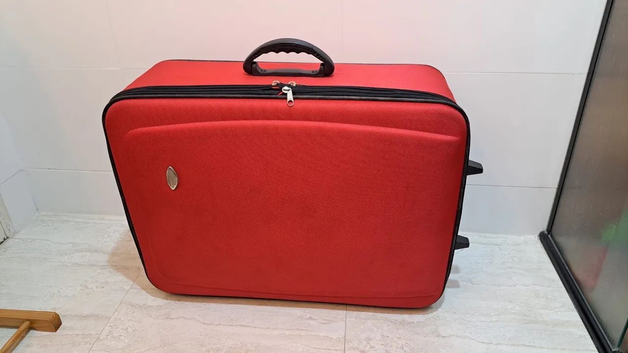 Mala de viagem grande vermelha - Foto 3