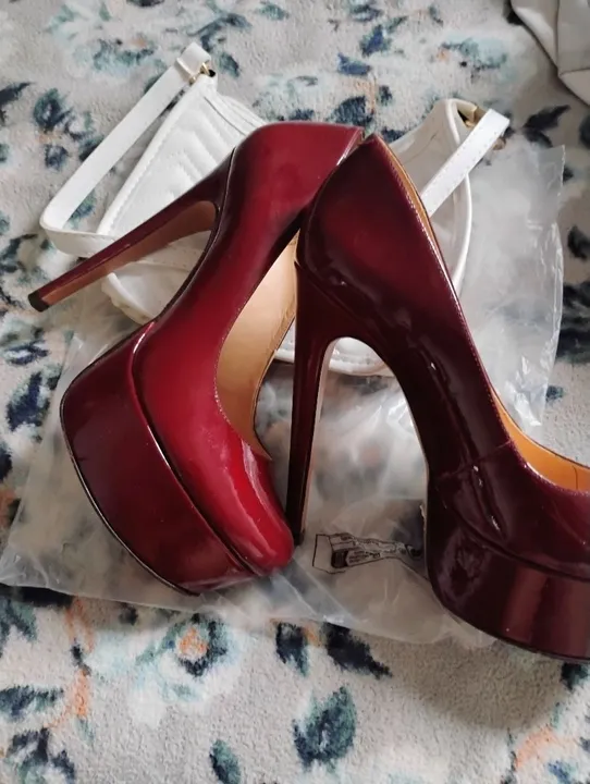 Scarpin luiza Barcelos