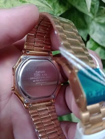 Relógio Casio dourado primeira linha. - Foto 2