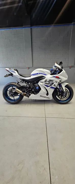 Srad 1000R único dono