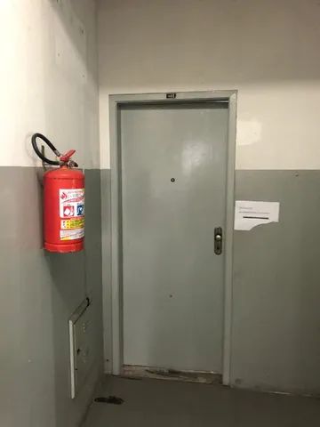 Vendo Sala Comercial em Excelente Localização - Foto 3