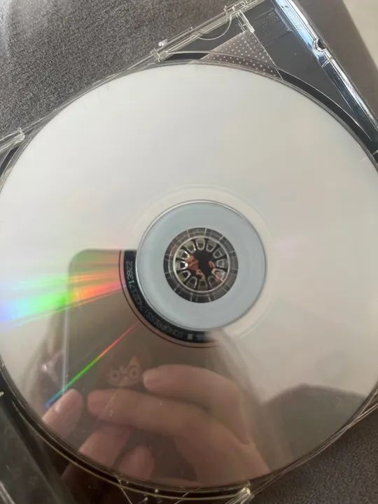 CD Invincible - FIVE - Foto 4