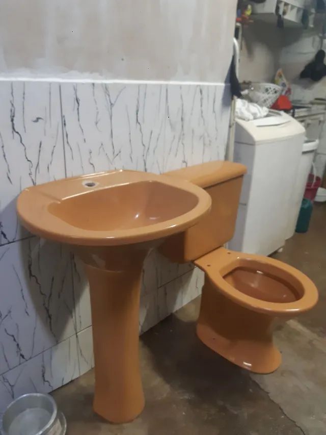Conjunto de vaso acoplado com+ lavatório+ coluna  - Foto 2