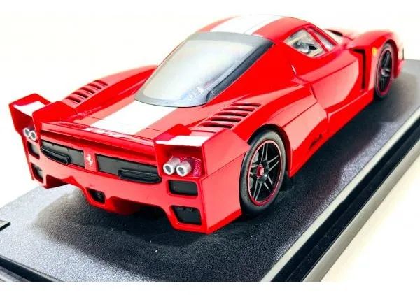 Miniatura Ferrari Enzo Fxx Hot Wheels 1/18 - Hobbies e coleções