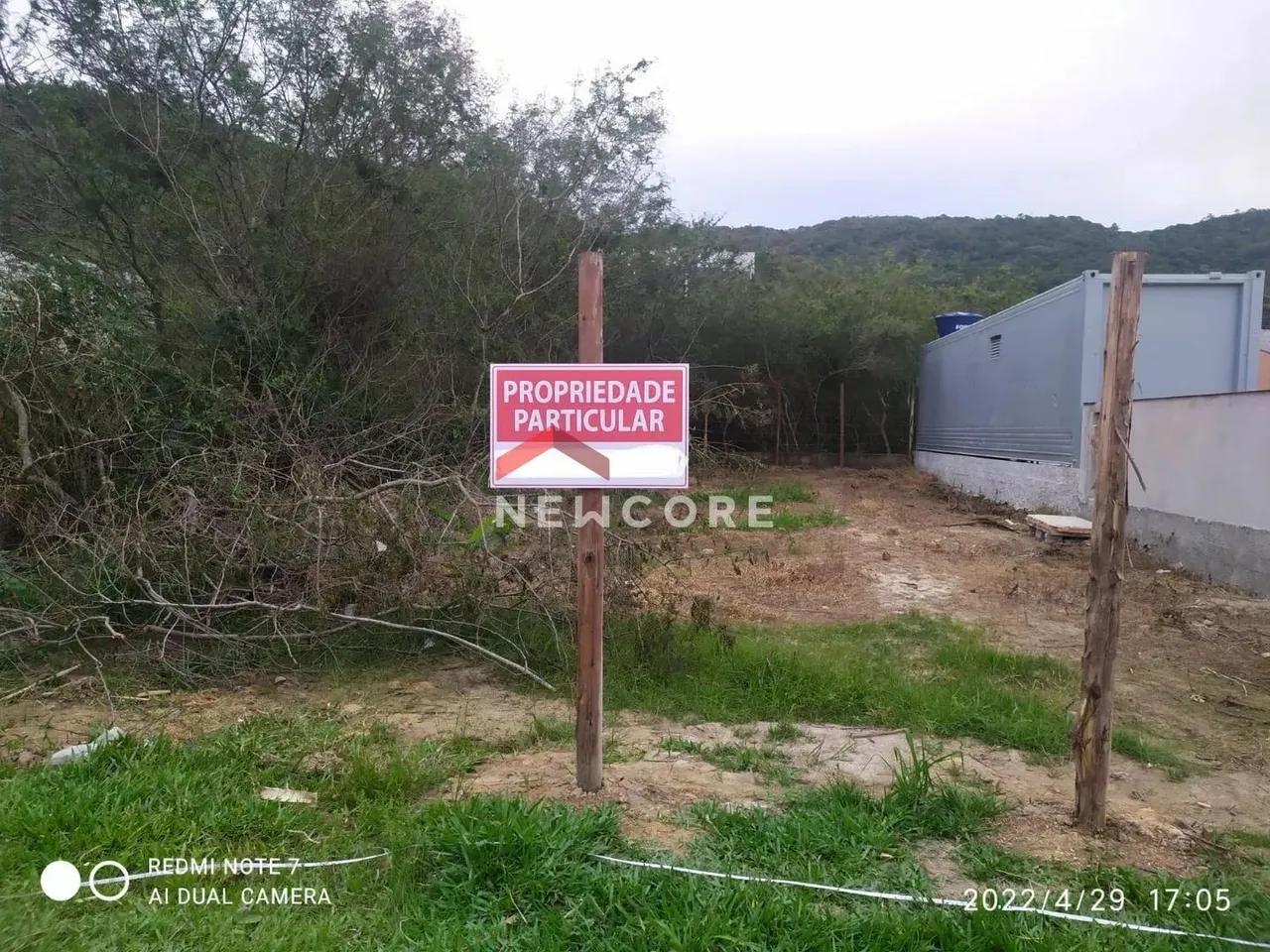 Lote em Rua Canário - Bombas - Bombinhas/SC