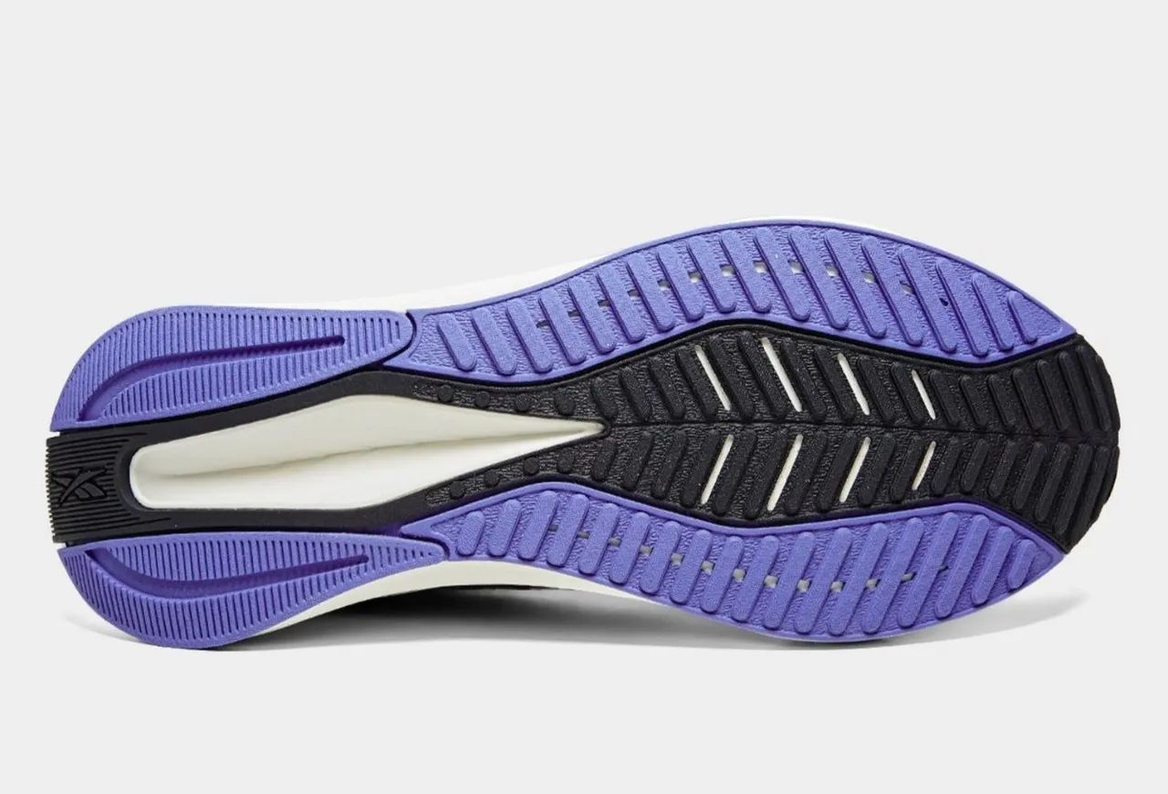 Tênis da Reebok Energen Teck Plus tamanho 36 original - Foto 4