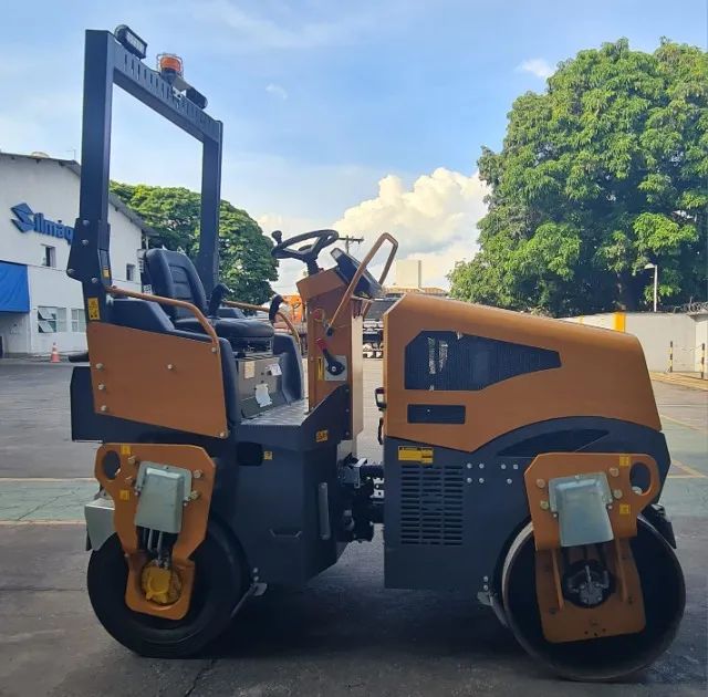 Rolo Vibratório St35000br Motor Changchai Zn390b - Foto 2