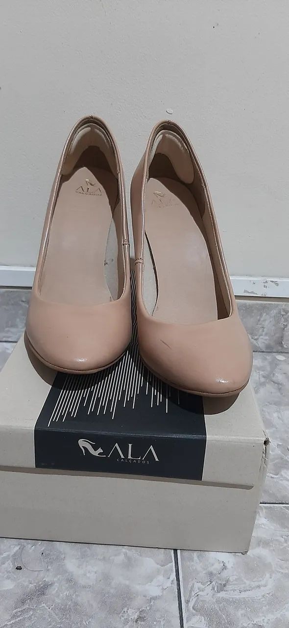 Sapato Scarpin Ala Bege - Salto Grosso - Foto 3