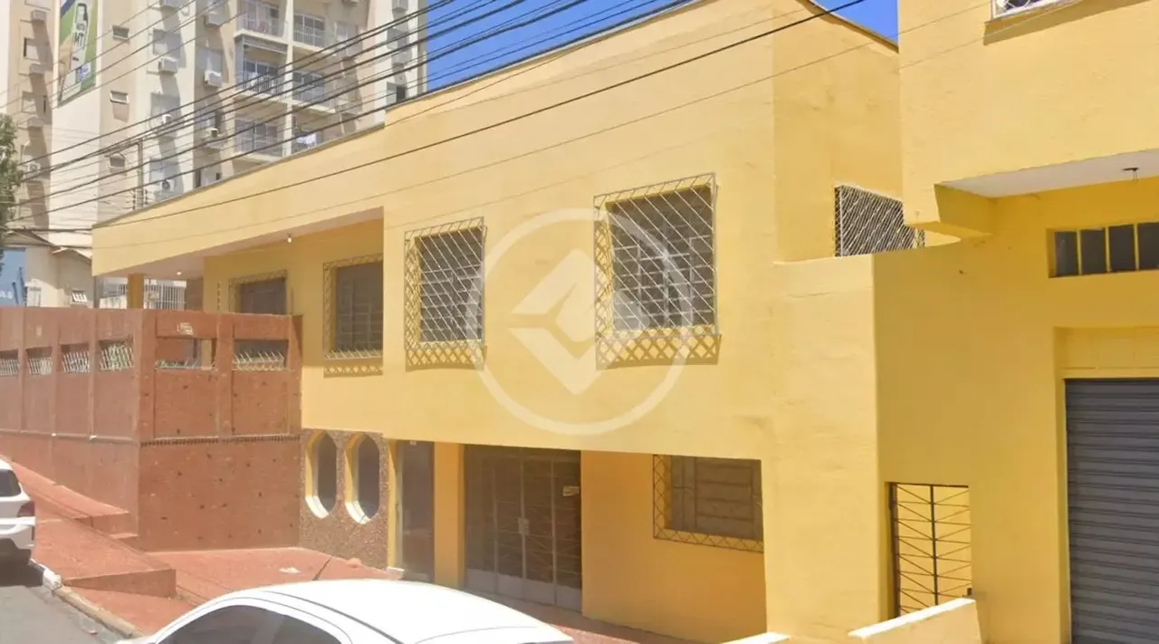 Vende-se Sobrado Comercial - 288 m² Construídos - Bairro Goiabeiras - Cuiabá (MT) - Valor: