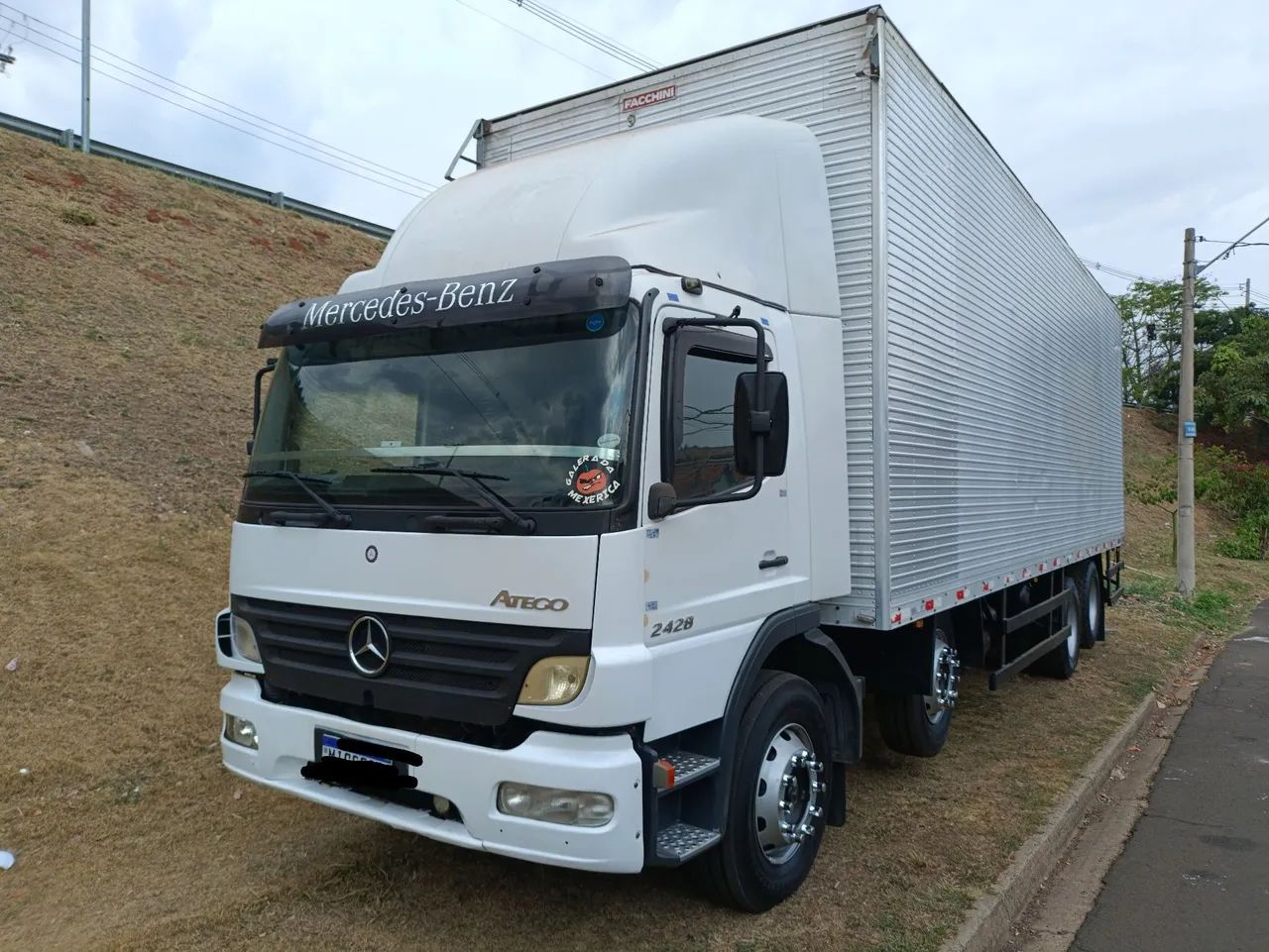 MB Atego 2428 BITRUCK 2011 baú de 9,50 - Foto 2
