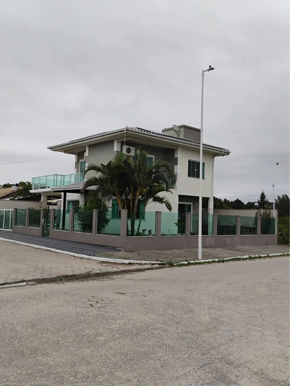 Aluga-se Linda casa na ponta do papagaio/ praia do sonho - 10 minutos da guarda do embau