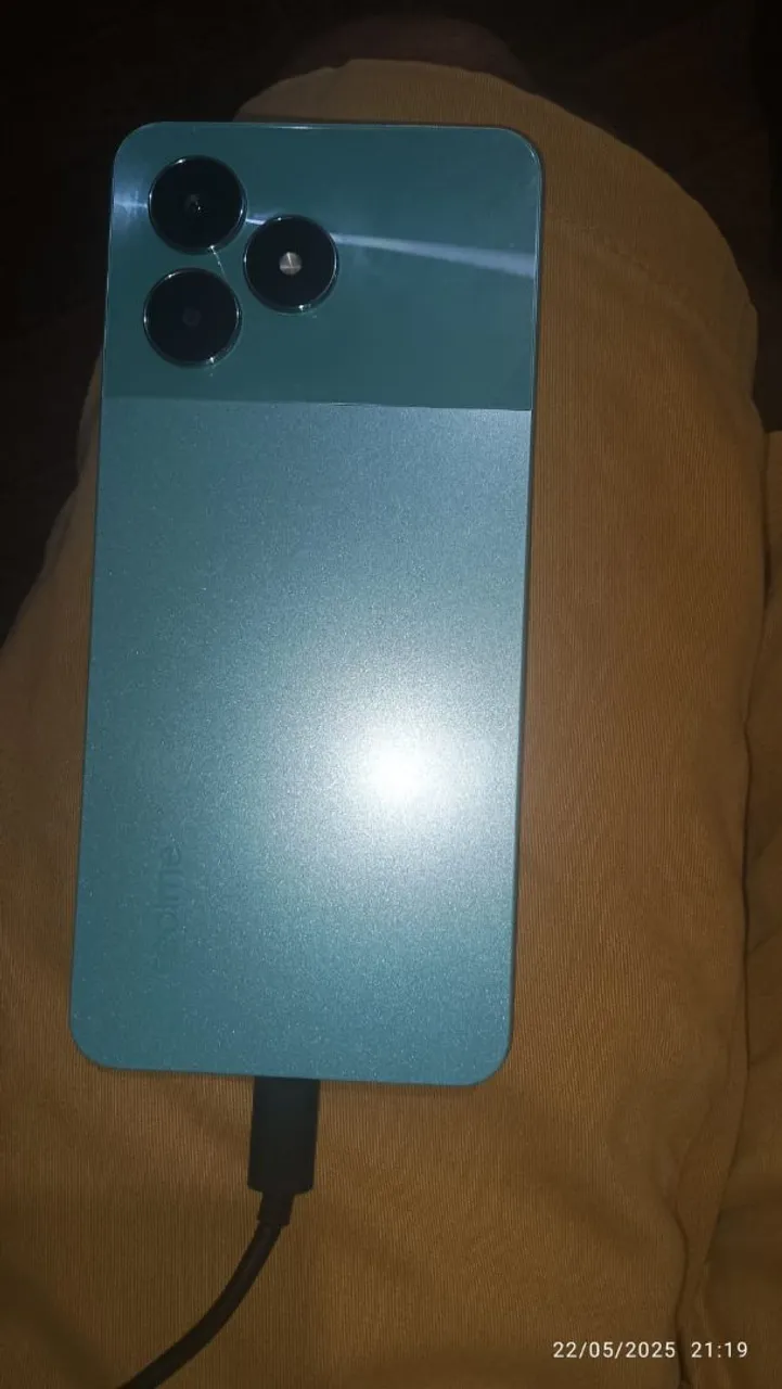 Vende semi novo