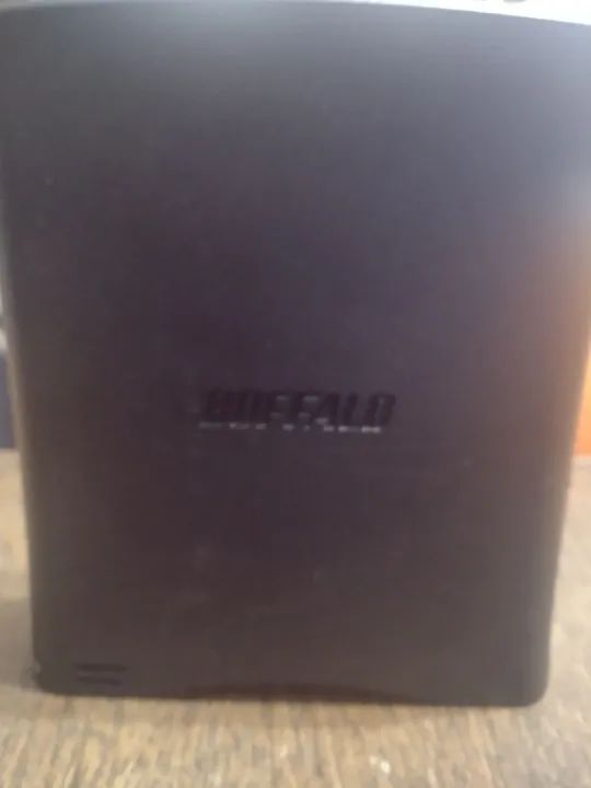 Case de HD externo Bufalo pra  1TB ( somente o case não tem HD)