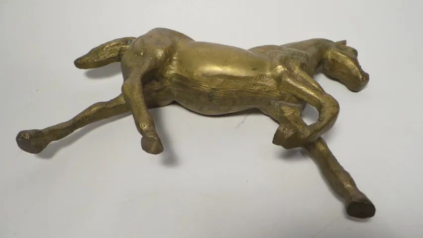 ESTÁTUA DE BRONZE ANTIGA DE FORMATO DE CAVALO LINDA PEÇA!! - Foto 3