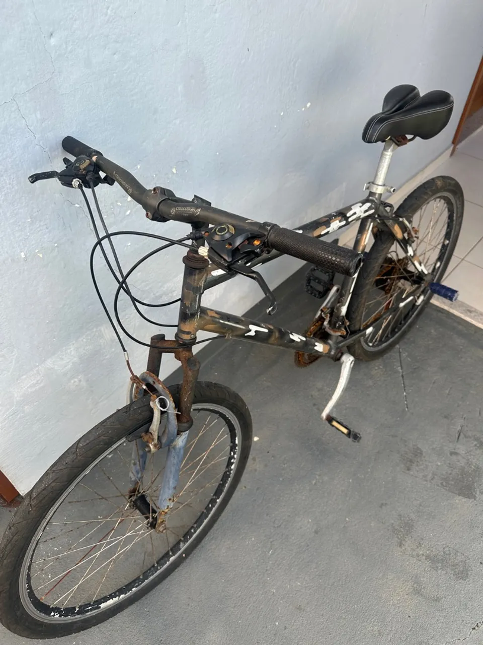 Bicicleta Caloi Aluminium Aro 26 com Marchas