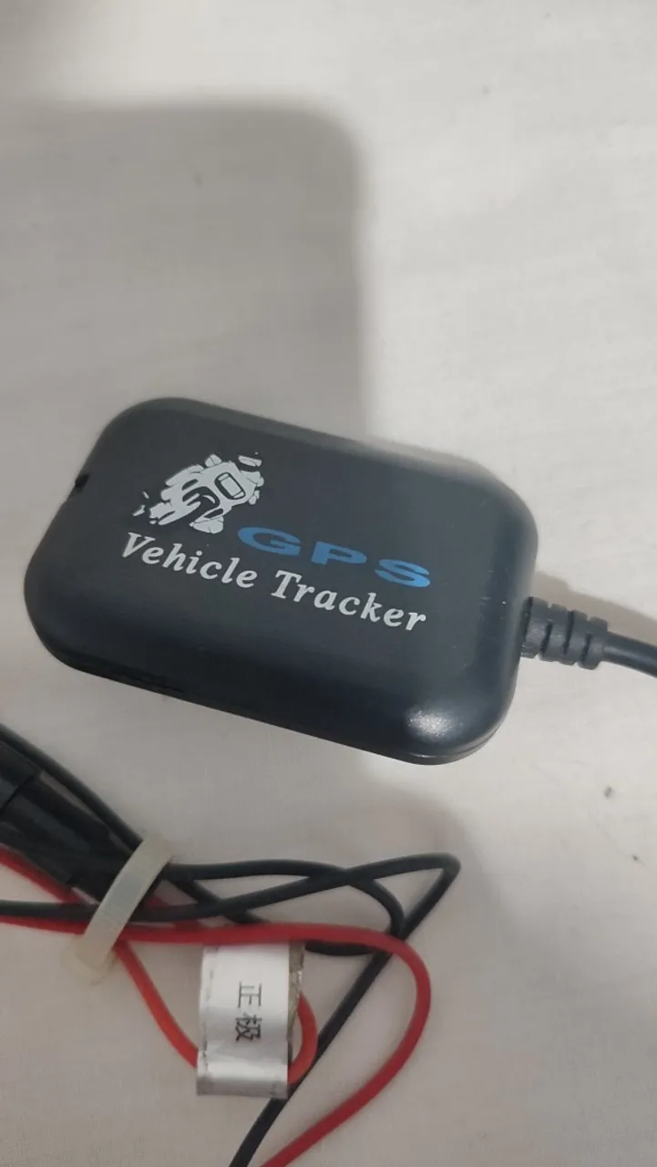 GPS Vehicle Tracker (QUASE DE GRAÇA)
