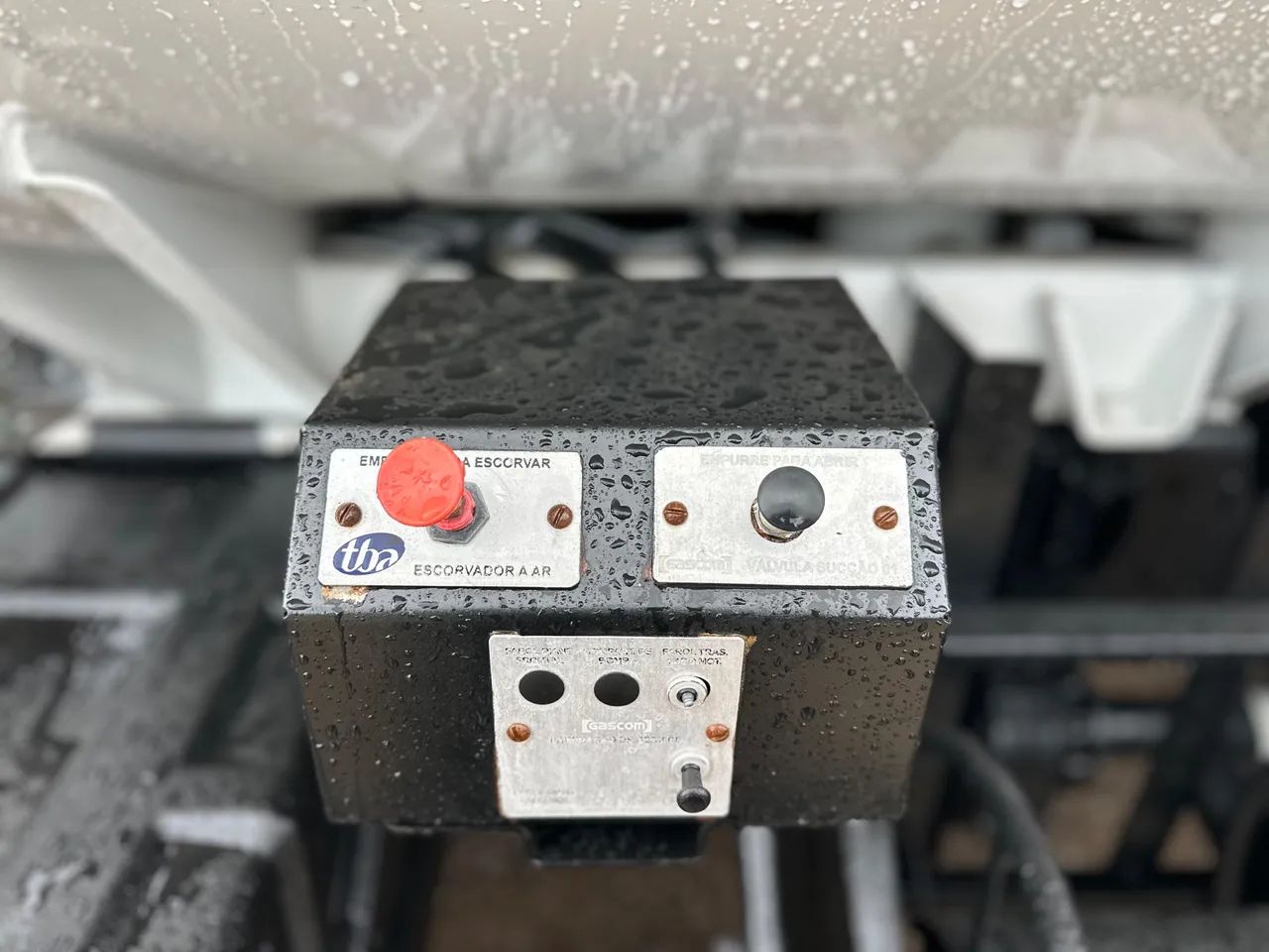 VENDE-SE TANQUE PIPA DE 9.000 LITROS GASCON FUNCIONANDO PERFEITAMENTE  - Foto 8