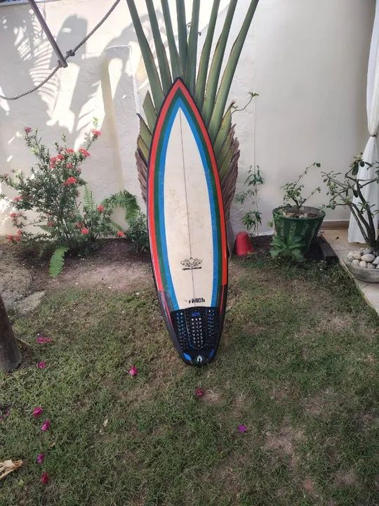 Prancha de surfe 5.1, muito bem conservado, 3 kilhas