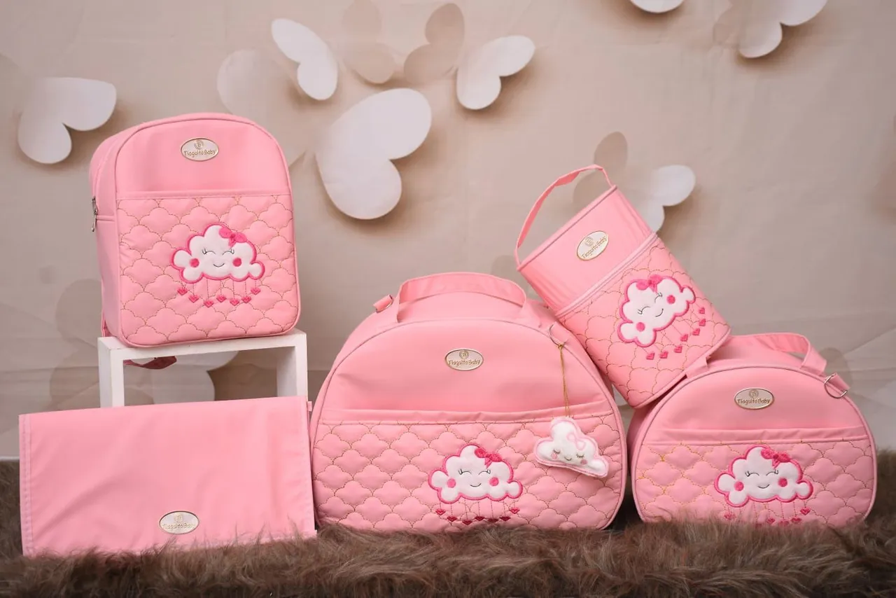 KIT DE BOLSAS MATERNIDADE COM 5 PEÇAS (PRODUTOS NOVOS)
