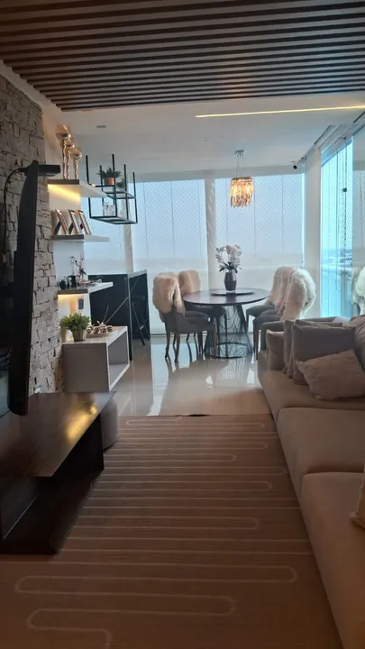 100% Reformado Fino Acabamento e Porcelanato no Residencial Everest 133m² no 19º Andar