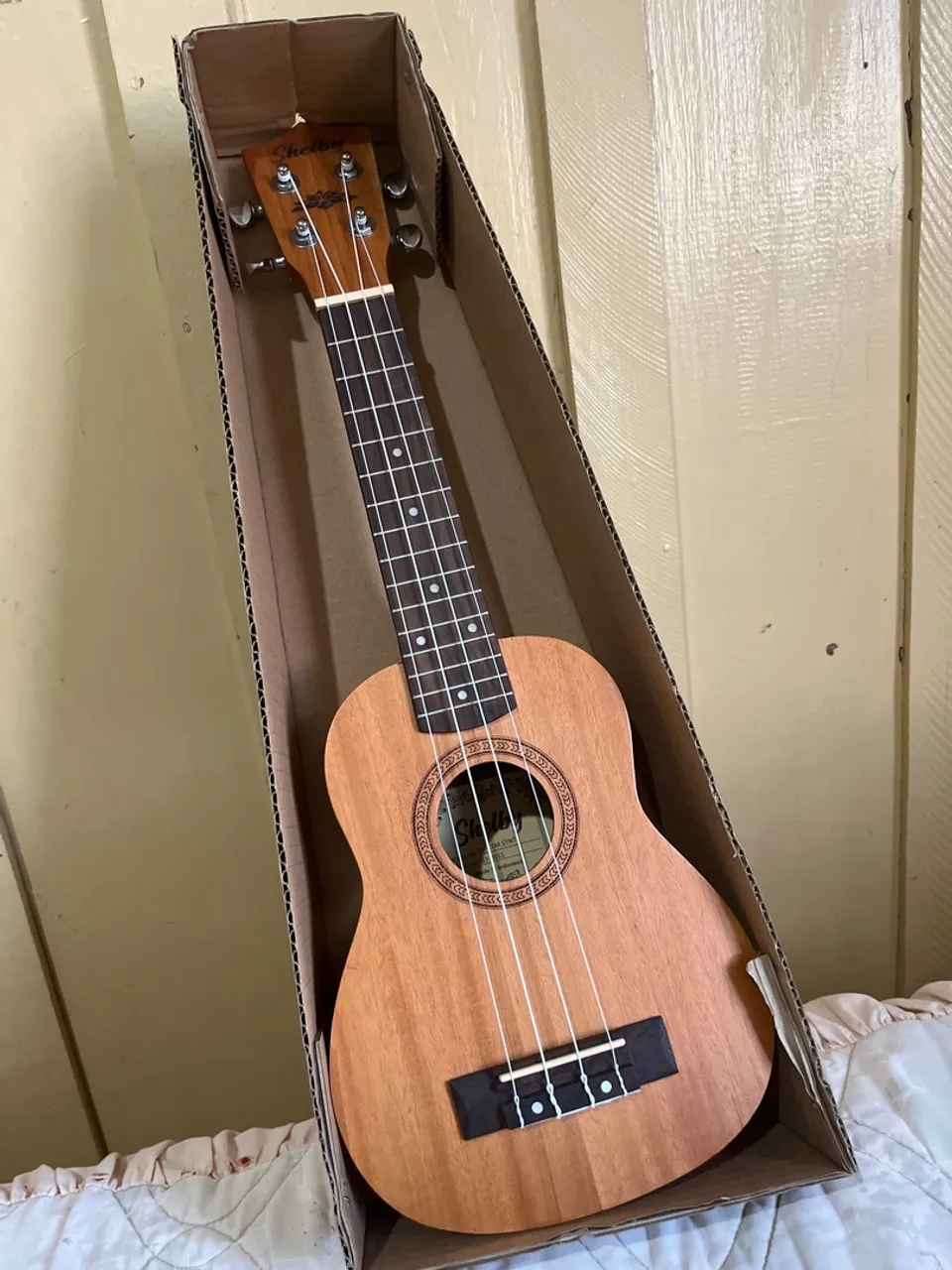 Ukulele Shelby Novo