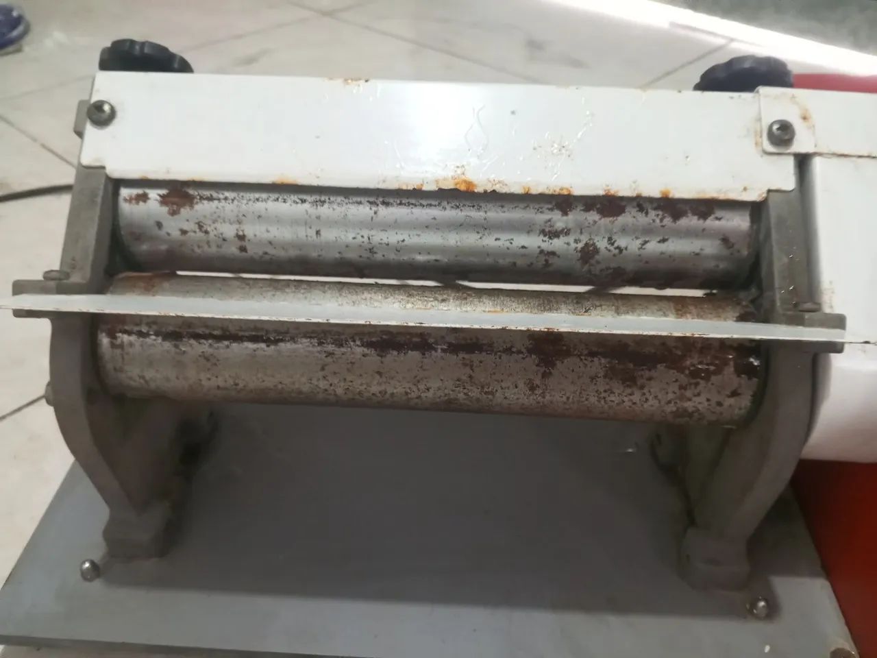 Cilindro rolo mecânico com motor para massas - Foto 3